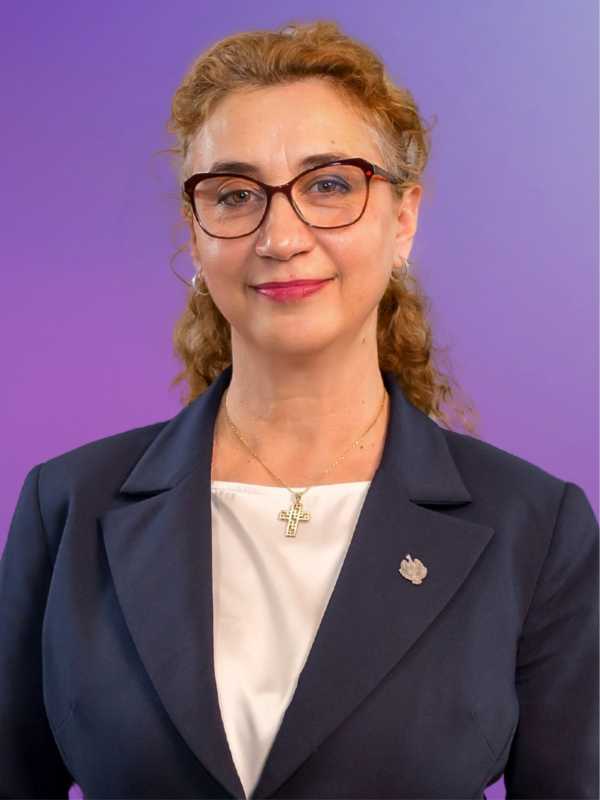 Parlament/ Cernit (POT): Nonviolența începe în familie, în școală, în comunitate și se clădește prin educație, empatie