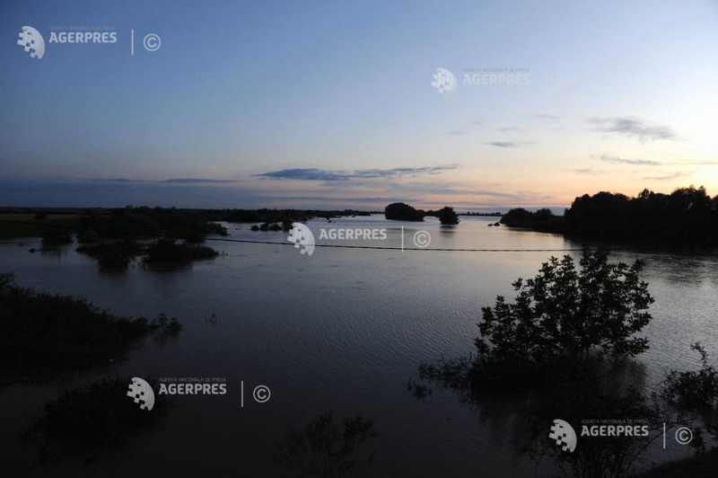 INHGA: Cod galben de inundații pe râuri din județele Hunedoara ...