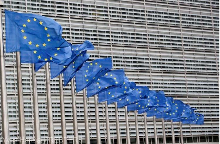 UE reînnoiește sancțiunile împotriva Rusiei, dar îi exceptează pe oligarhii Usmanov și Fridman